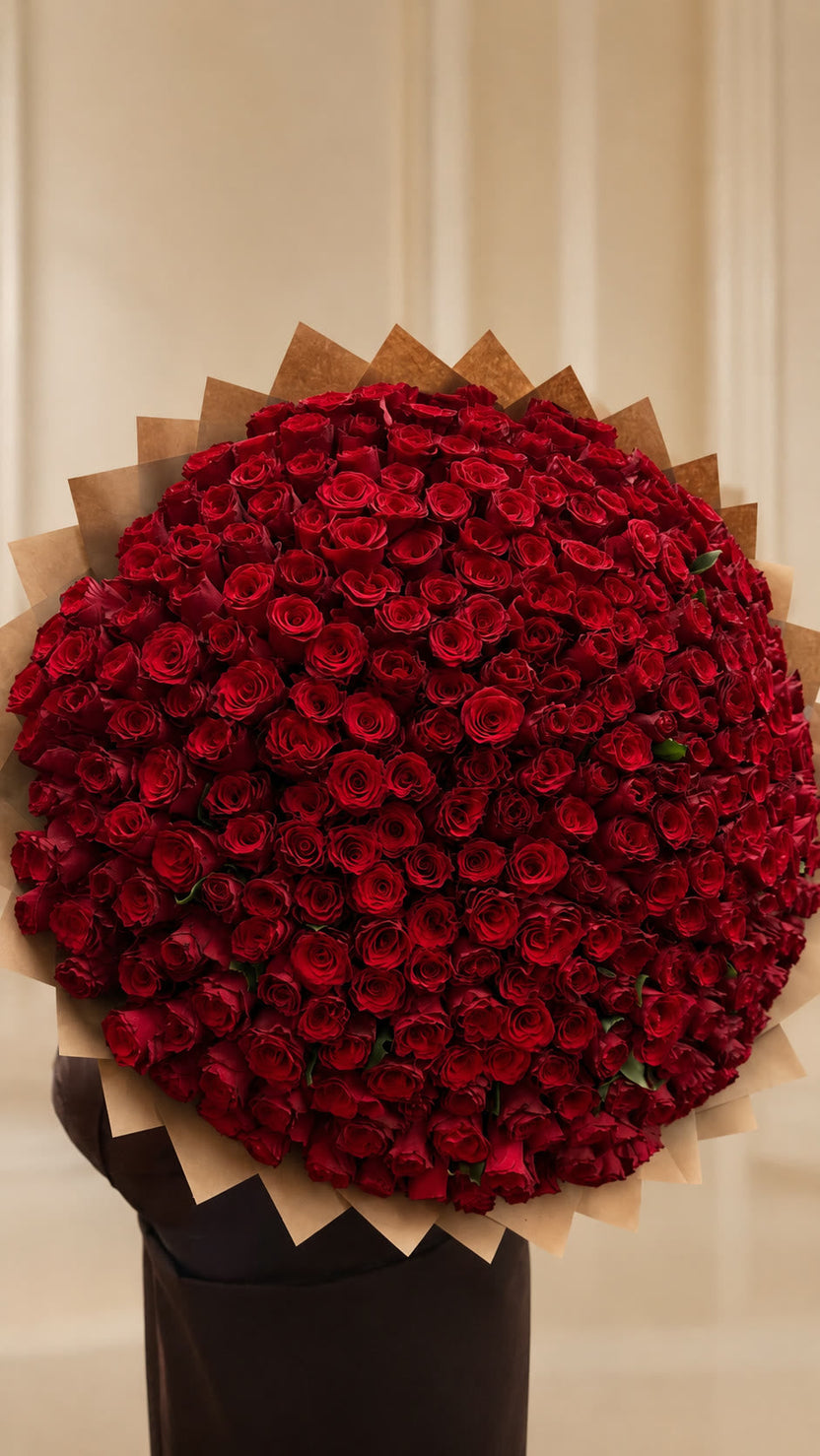 301-rose statement bouquet, alternate color presentation - LaFia Flowers