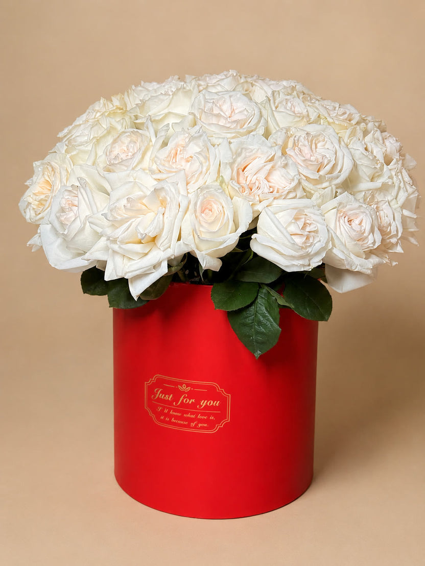 55-rose luxury hat box, alternate view - LaFia Flowers